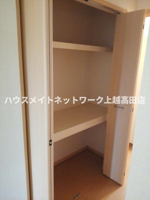 収納　クローゼット