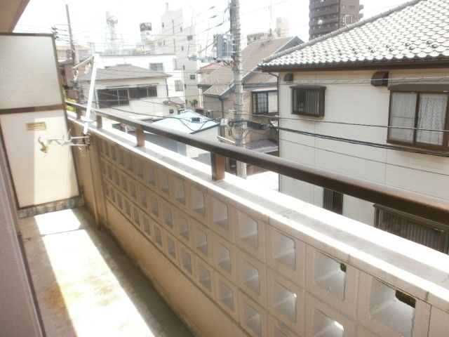バルコニー　※写真は同じ間取りの別室、参考写真です。