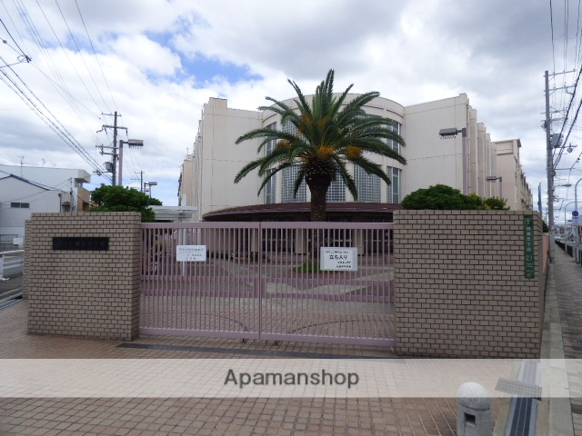中学校　田島中学校（中学校）まで646m
