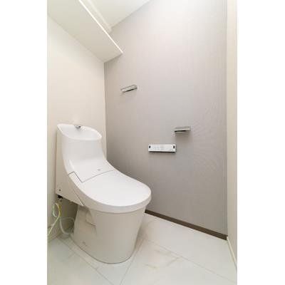 トイレ　※同タイプの別のお部屋です。
