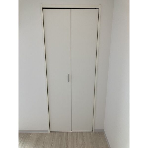 収納　室内写真は別部屋の写真です。