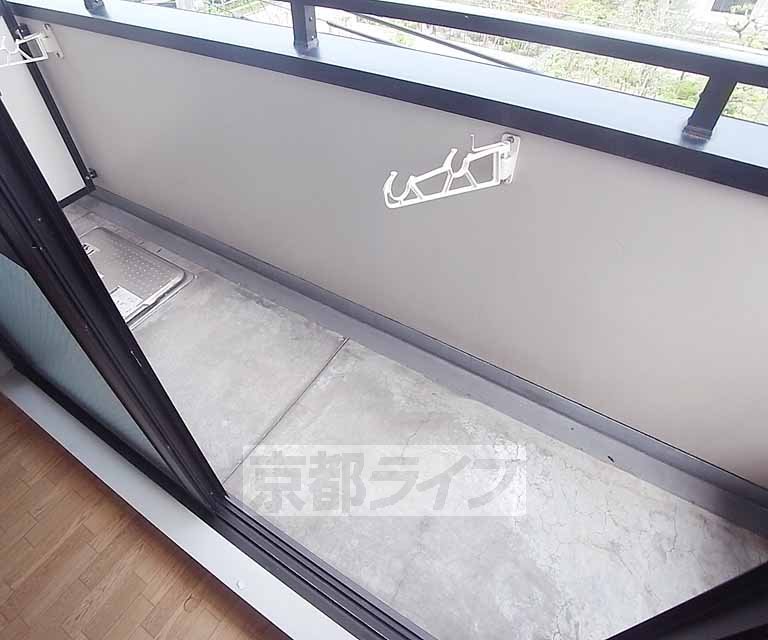 バルコニー　広々バルコニー・
