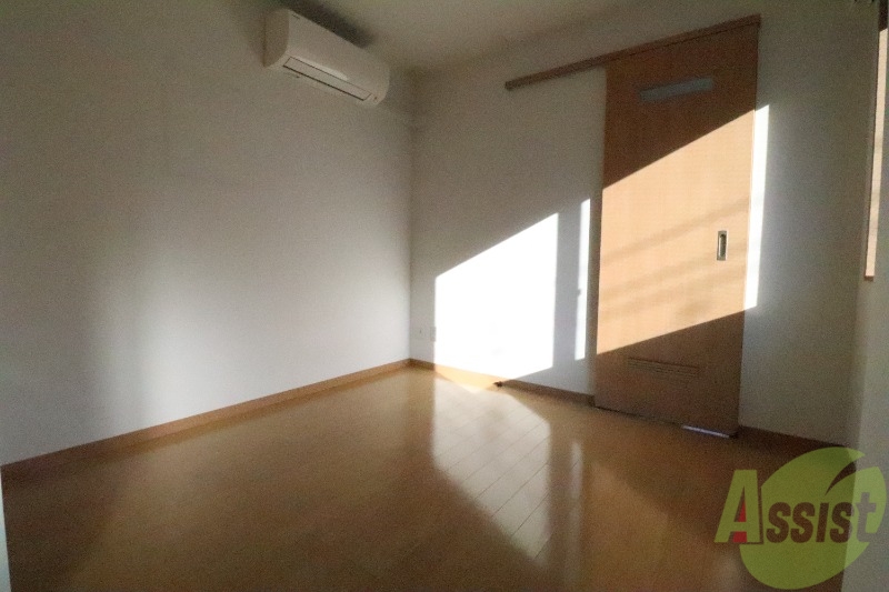 その他部屋・スペース　綺麗な洋室になってます！