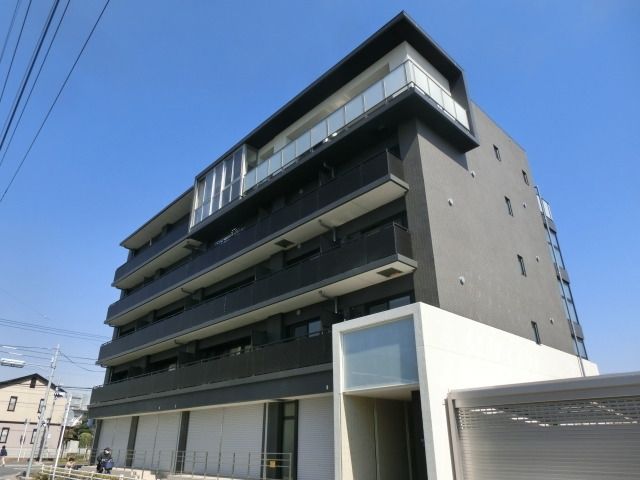 建物外観　駅徒歩7分　南西向き