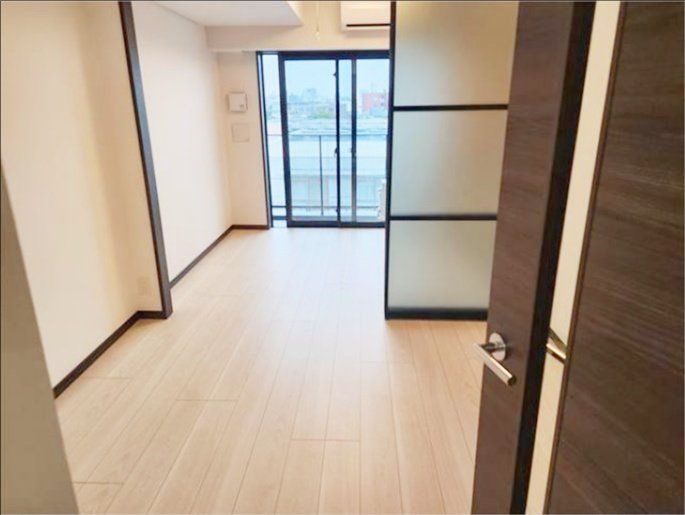 居室・リビング　※同タイプの別のお部屋です。