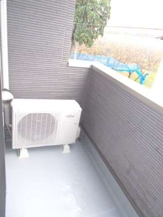 バルコニー　落ち着いた時間を過ごせるバルコニーです