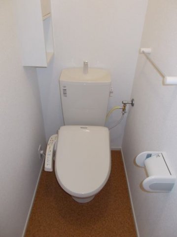 トイレ　トイレもきれいです