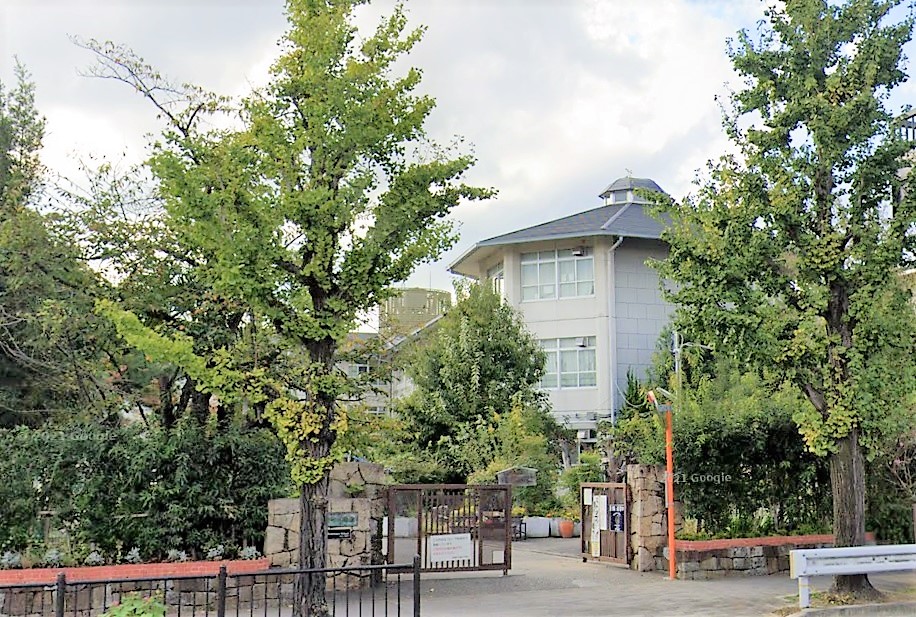 小学校　京都市立室町小学校（小学校）まで202m