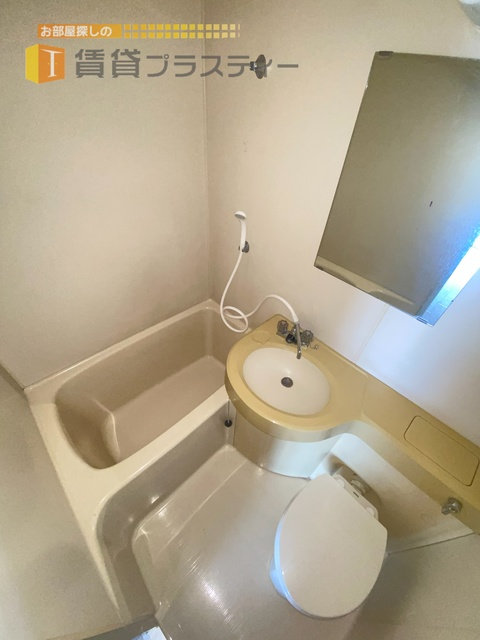 バス・シャワールーム　一日の疲れを癒してくれる憩いの場。