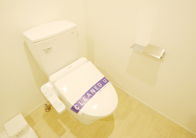 トイレ　別部屋の画像を使用しております。