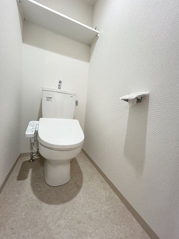 NEコート甲南町のトイレ写真