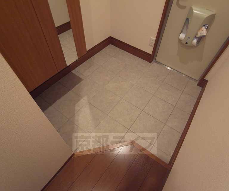 玄関　広い玄関です。