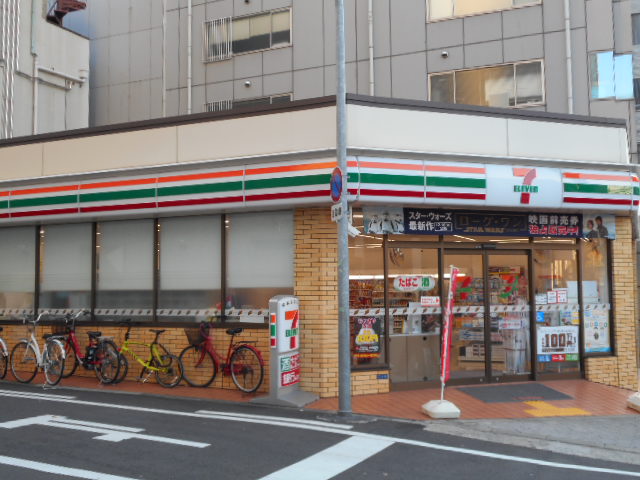 コンビニ　セブンイレブン大阪谷町9丁目店（コンビニ）まで308m