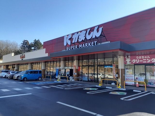 スーパー　カルナかましん市貝店（スーパー）まで3000m