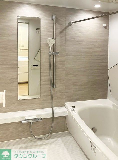 バス・シャワールーム　※写真は同タイプ住戸です。