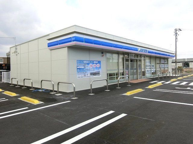 コンビニ　ローソン 大垣本今五丁目店（コンビニ）まで260m