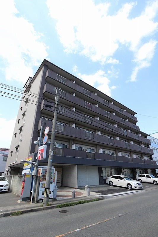 建物外観　フルリノベーション物件です。