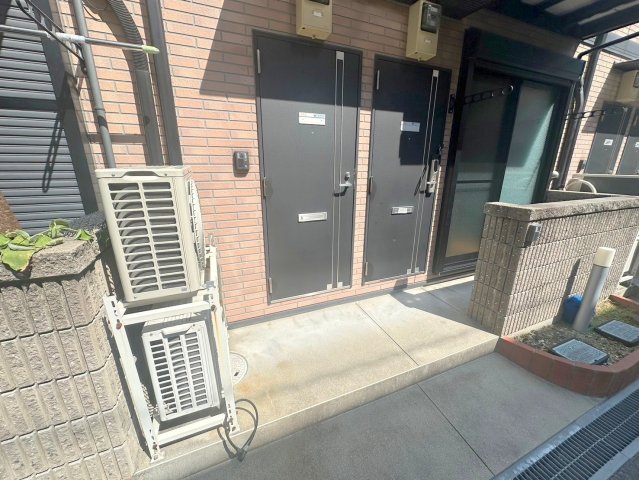 エントランス　綺麗なエントランスです。