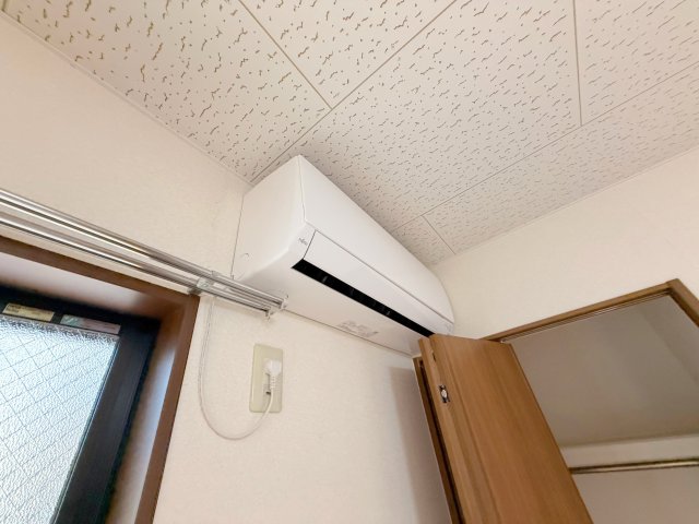 その他設備　エアコンがはじめからついているのはお得ですね。