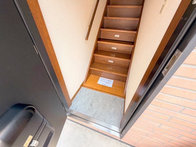 玄関　素敵な玄関は毎朝あなたを元気に送りだしてくれますよ。