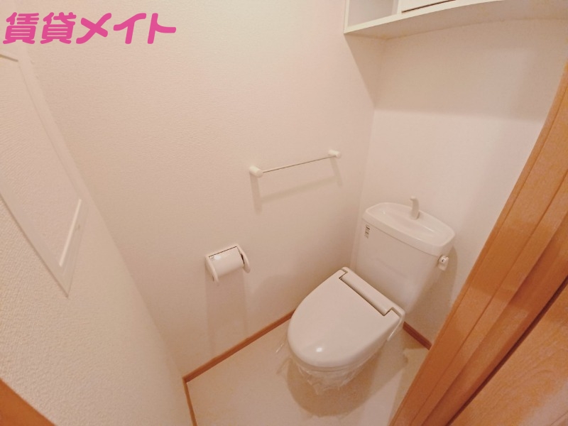 トイレ　同型参考写真
