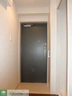 玄関　※参考写真
