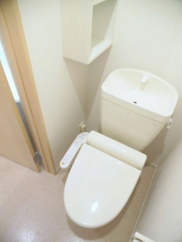 トイレ　コンパクトで使いやすいトイレです