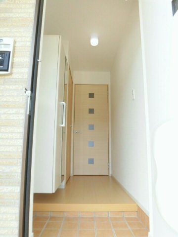 玄関　ゆったりとした玄関です