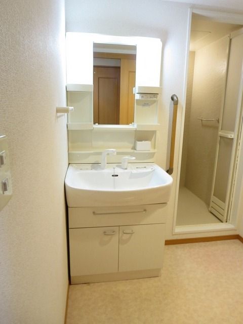 洗面設備　★お部屋探しはタウンハウジング稲田堤店まで★