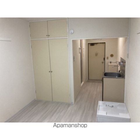 西武新宿線 狭山市駅 徒歩8分 3階建 築37年の居間写真