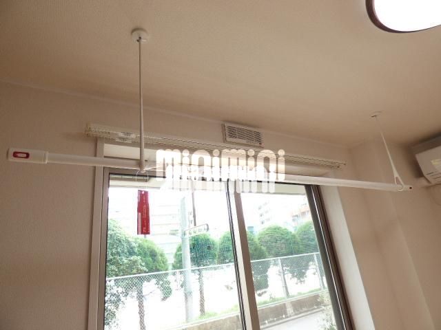 その他設備　室内物干し付いています
