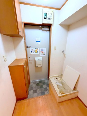 洗面設備　★室内洗濯機置き場★