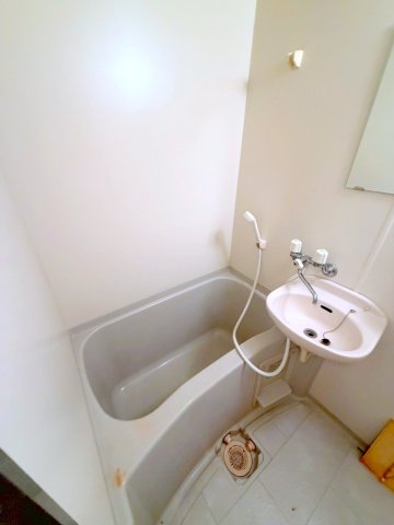 バス・シャワールーム　★人気のバス・トイレ別★