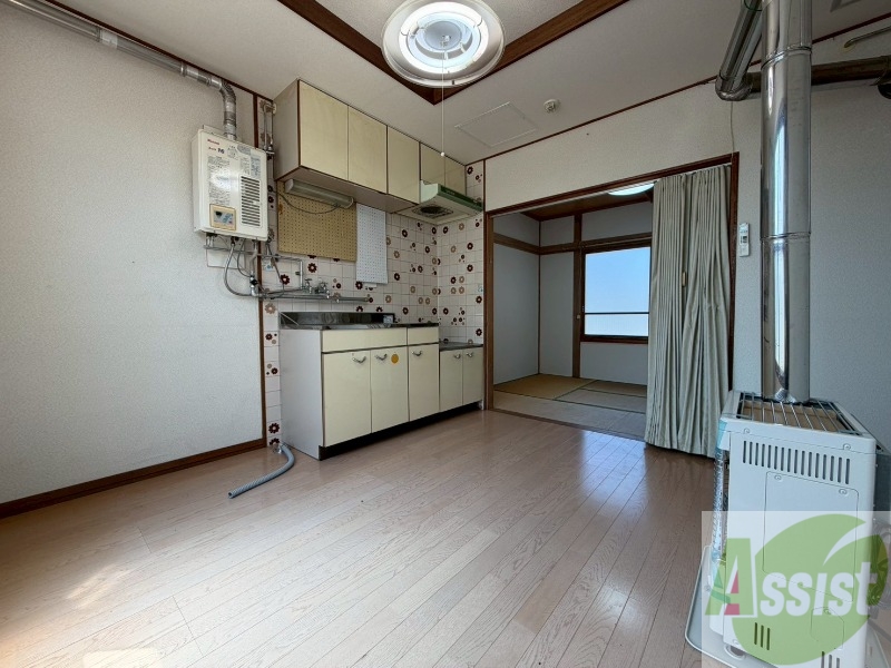 居室・リビング　広くてキレイなお部屋が広がっていて、充実した生活が送れそう。