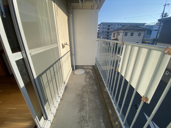 バルコニー　※別号室の写真です