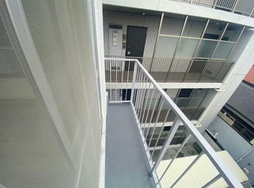 バルコニー　※同仕様写真含む