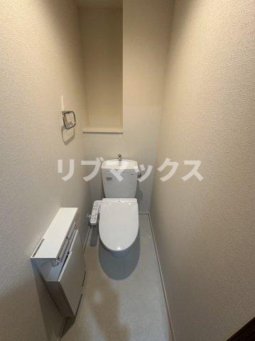 トイレ　※別階の写真となります。現状優先。