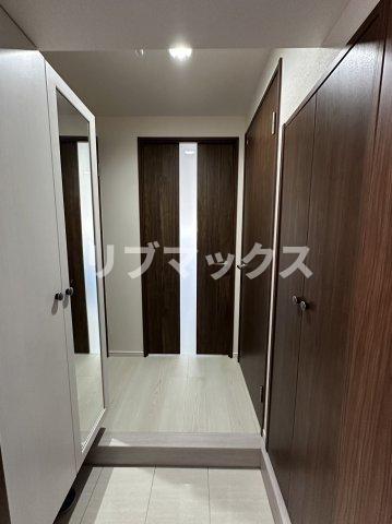 玄関　※別階の写真となります。現状優先。