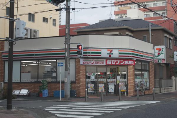 コンビニ　セブンイレブン 横浜南吉田町4丁目店（コンビニ）まで171m