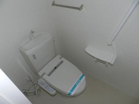 トイレ　シャワー付トイレ