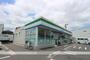 コンビニ　ファミリーマート鳥栖藤木町店（コンビニ）まで140m