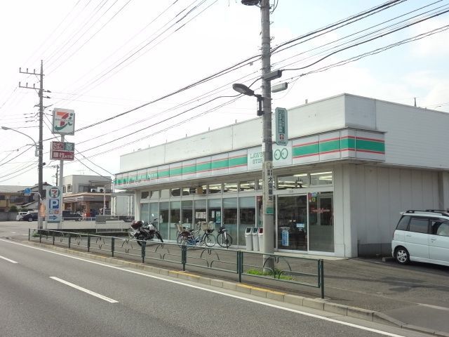 コンビニ　ＳＴＯＲＥ１００八王子川口店（コンビニ）まで559m