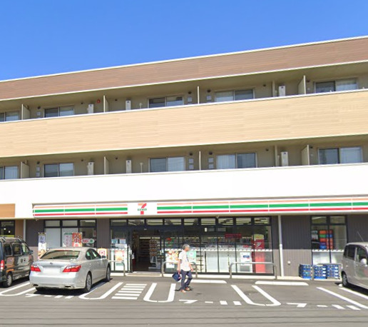 コンビニ　セブンイレブン（コンビニ）まで350m