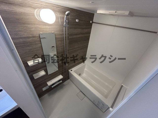 バス・シャワールーム　浴室乾燥機能付きバス