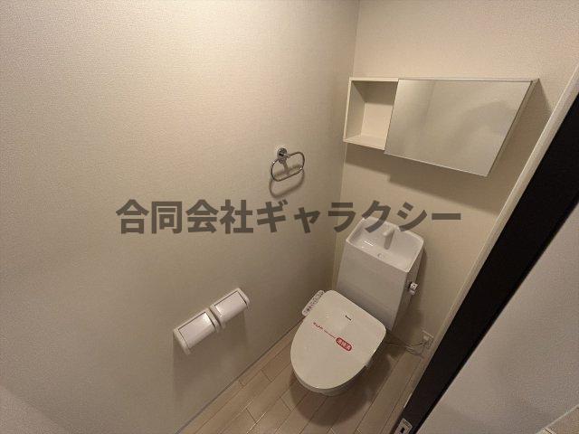 トイレ　シャワー付きトイレ