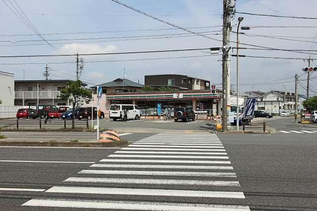 コンビニ　セブンイレブン名古屋荒子4丁目店（コンビニ）まで244m