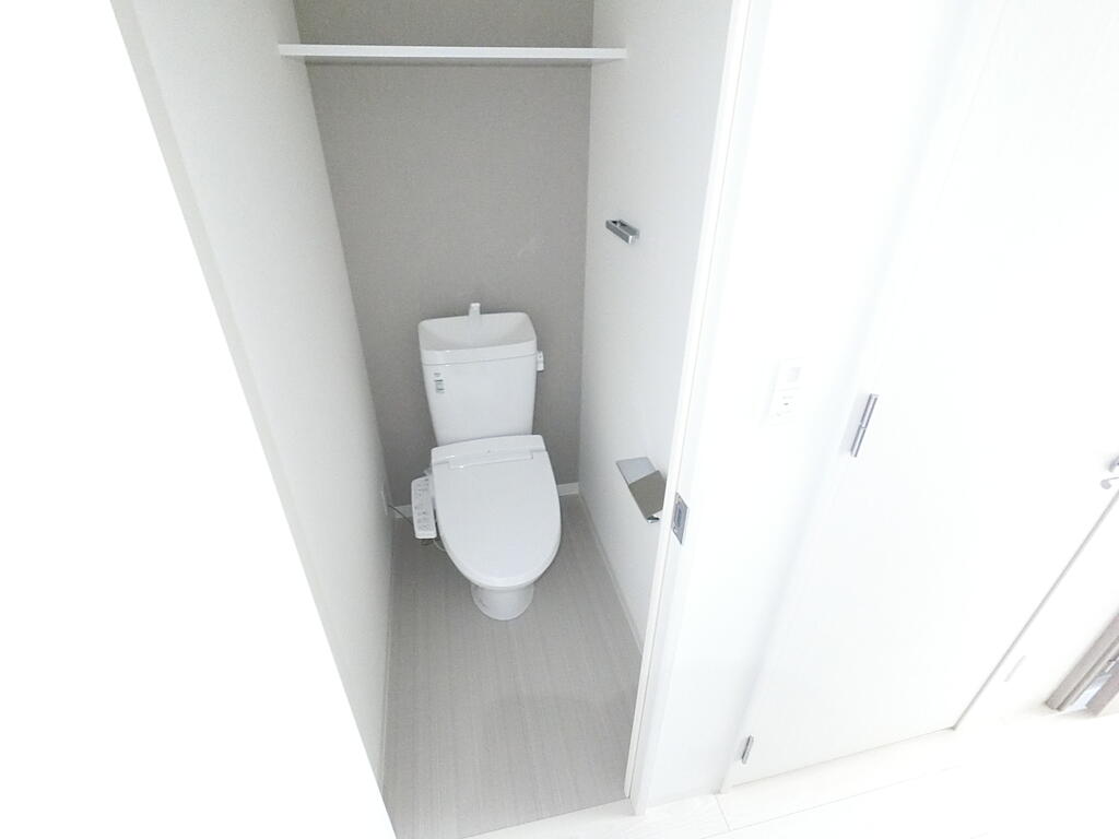 トイレ　※室内は現況を優先します