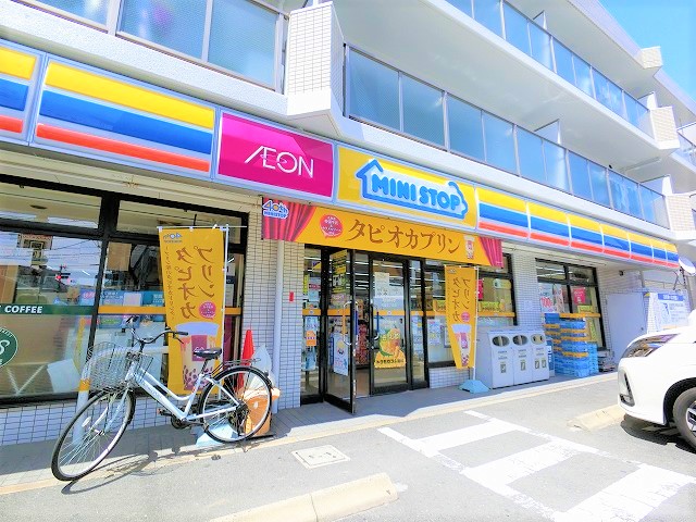 コンビニ　ミニストップ柏里2丁目店（コンビニ）まで80m