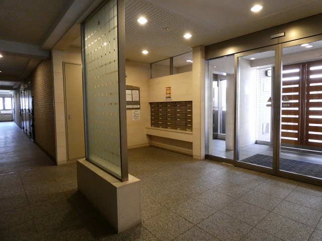 エントランス　エントランス