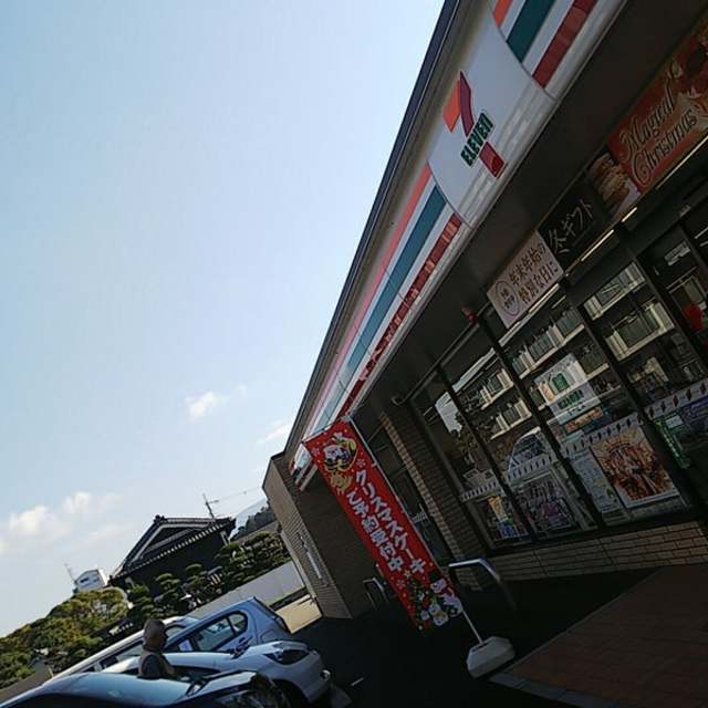 コンビニ　セブンイレブン橿原神宮前駅東店（コンビニ）まで502m